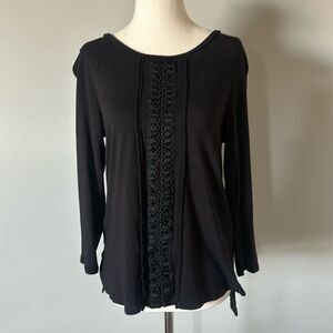 Sz M H&M long sleeve black high low top crew neck